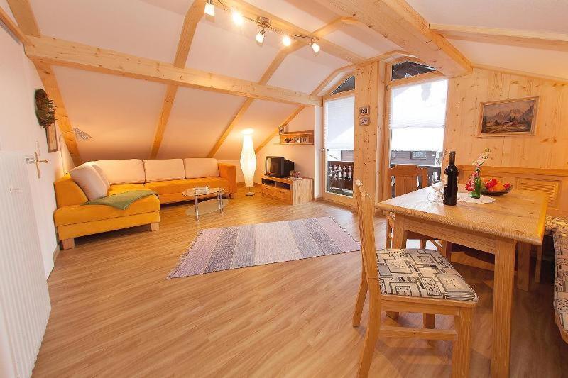 Apartament Ferienwohnhaus Heimfriede Reit im Winkl Zewnętrze zdjęcie